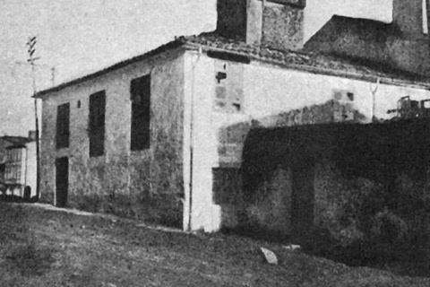 Outra imaxe da casa onde naceu Rosalía