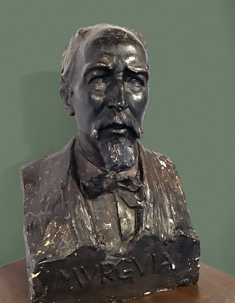 Busto de Murguía de Lorenzo C. Valera